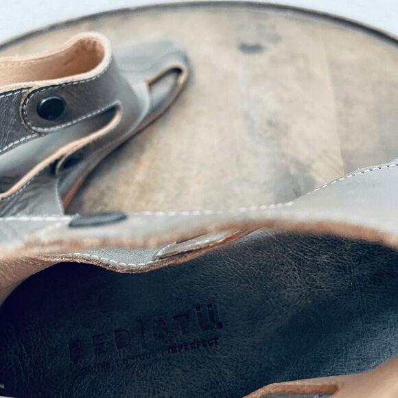 Bed Stu Leather Soto Distressed Flat Back-Zip Sandals Women's Size 8 - Picture 9 of 9